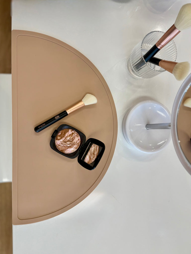 Luxe Makeup Mat